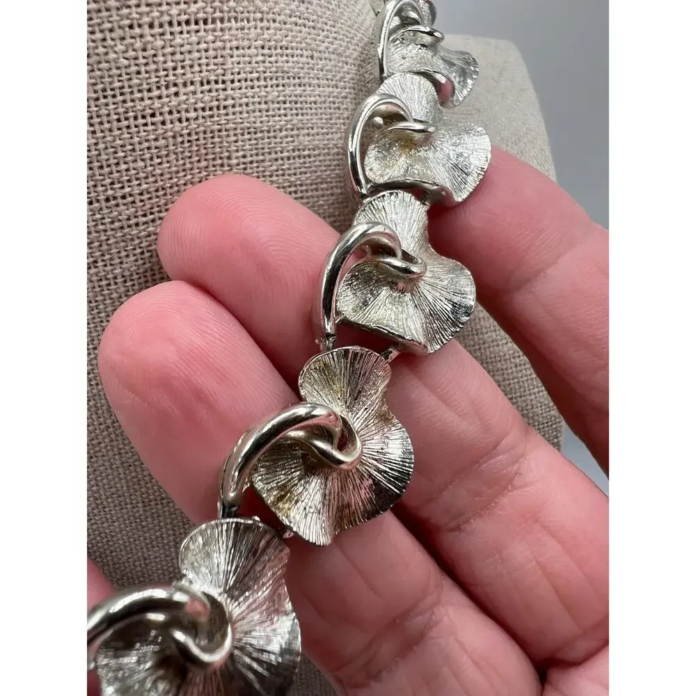 Vintage‎ Lisner Silver Tone Necklace Textured Link Choker Adjustable 13-16